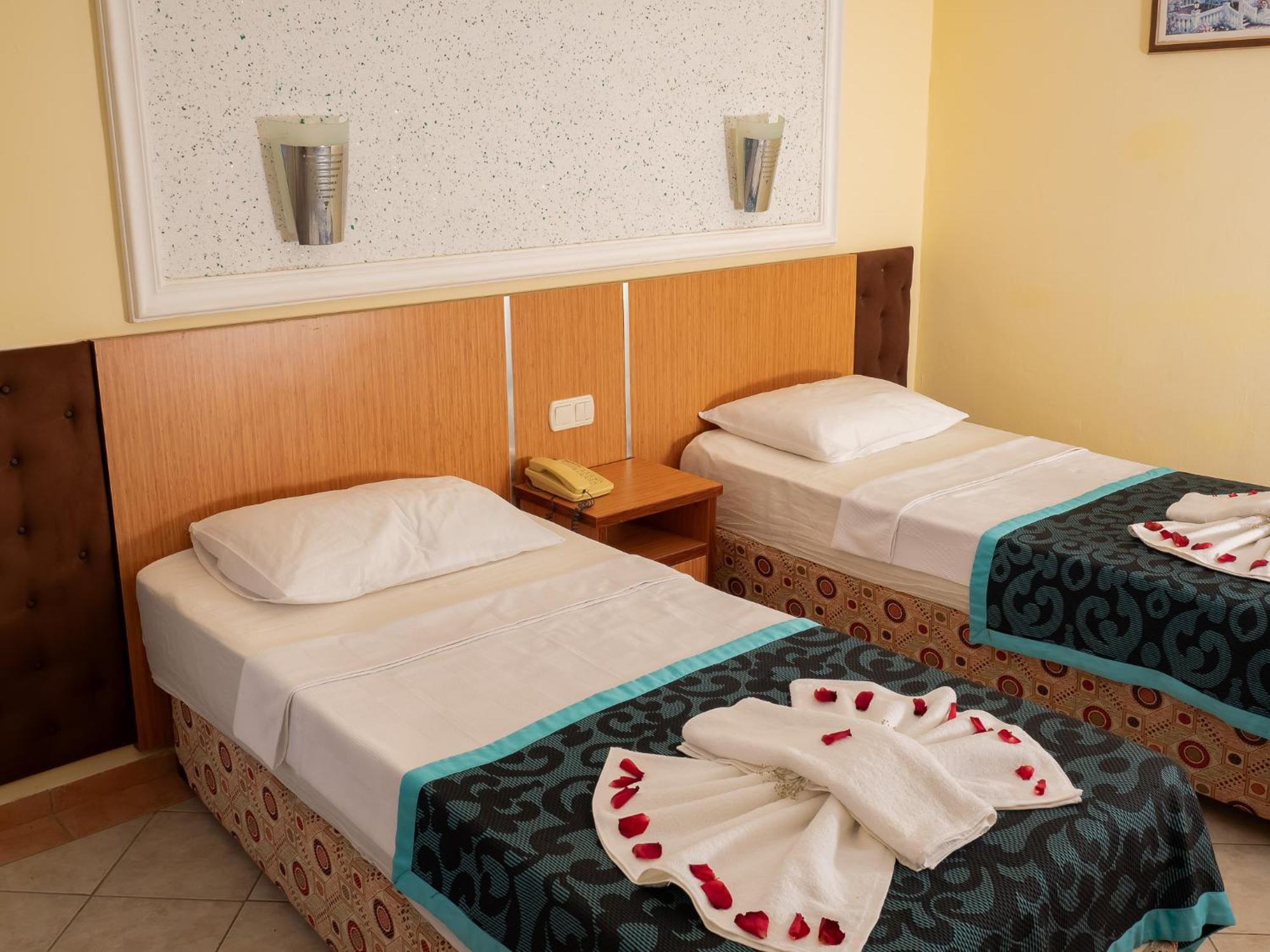 Sun Fire Beach Hotel Alanya Esterno foto
