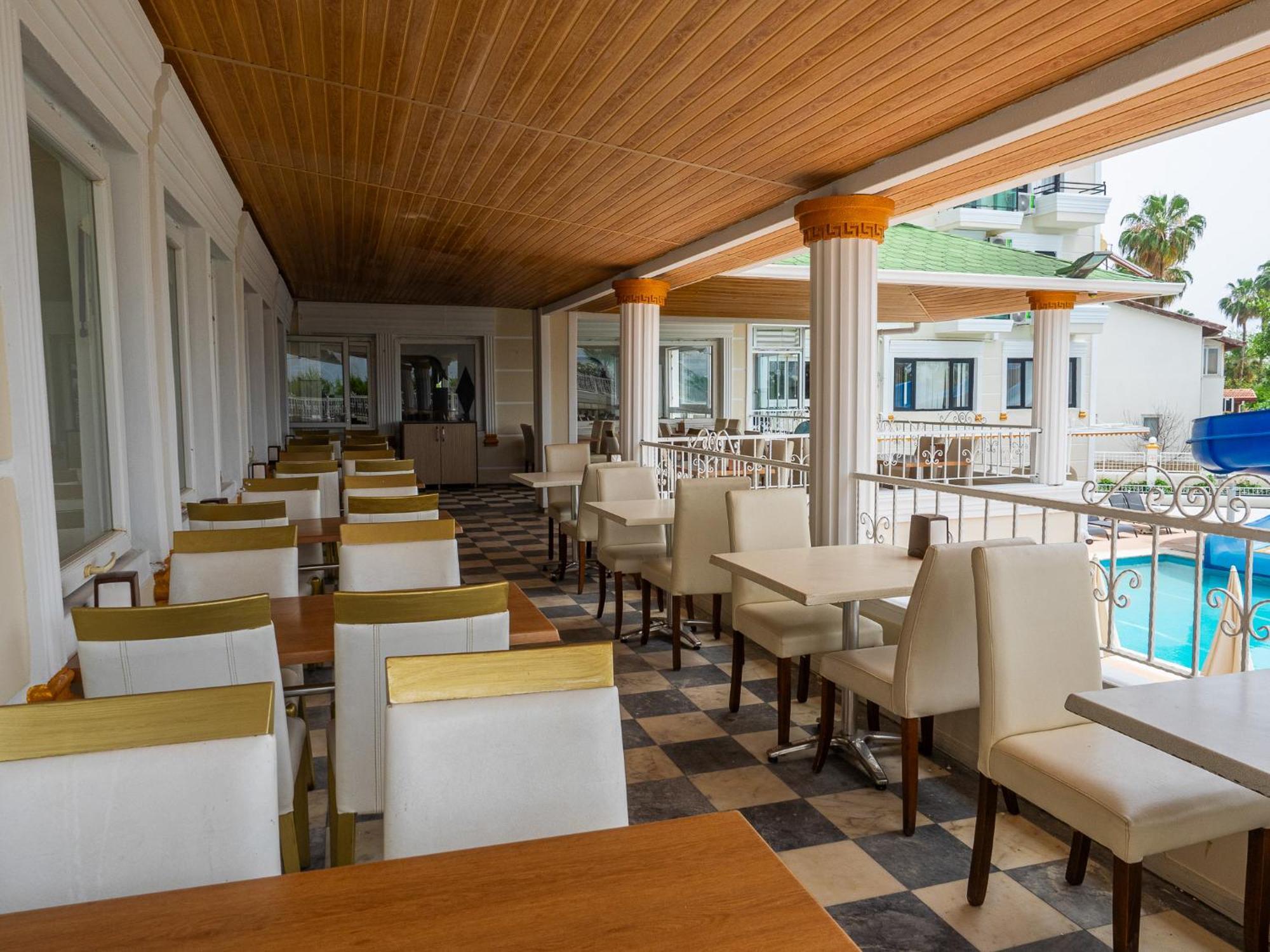 Sun Fire Beach Hotel Alanya Esterno foto